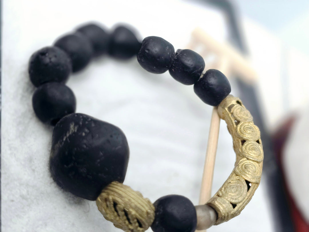 "Dzɔlɔ"- One of a Kind Bracelet-Black